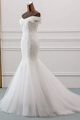 Long Off Shoulder Appliques Lace Tulle Mermaid Wedding Dress
