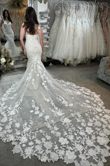 Open Back Long Tulle Appliques Lace Mermaid Wedding Dress with Ruffles