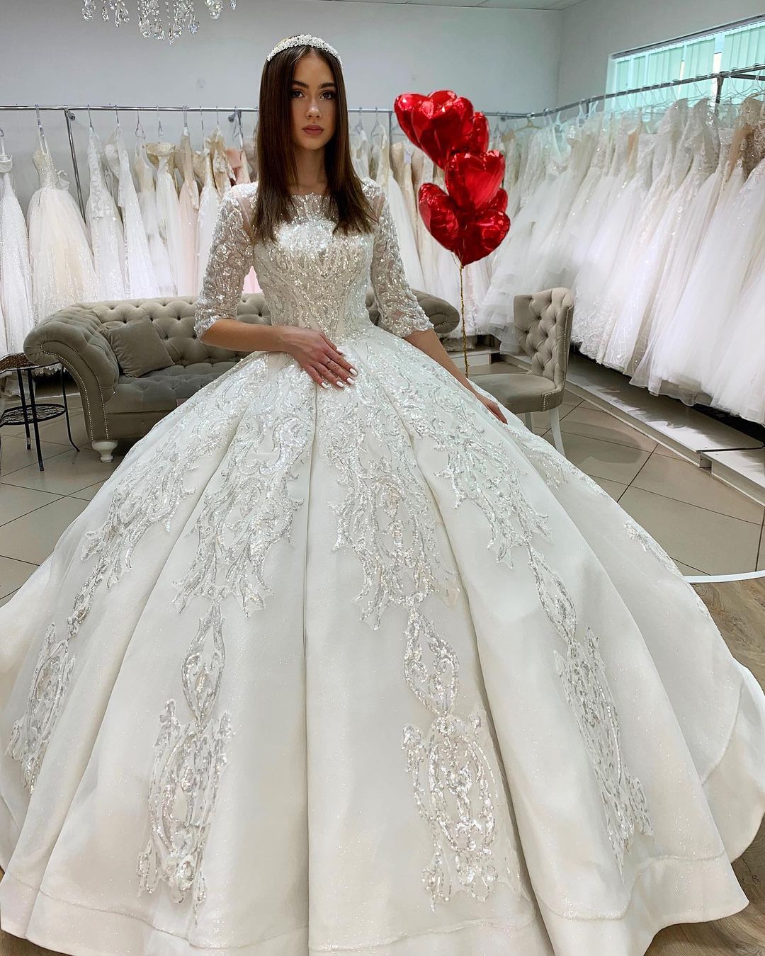 Gorgeous Bateau Long Sleeve Appliques Lace Floor Length Satin Ball Gown Wedding Dresses