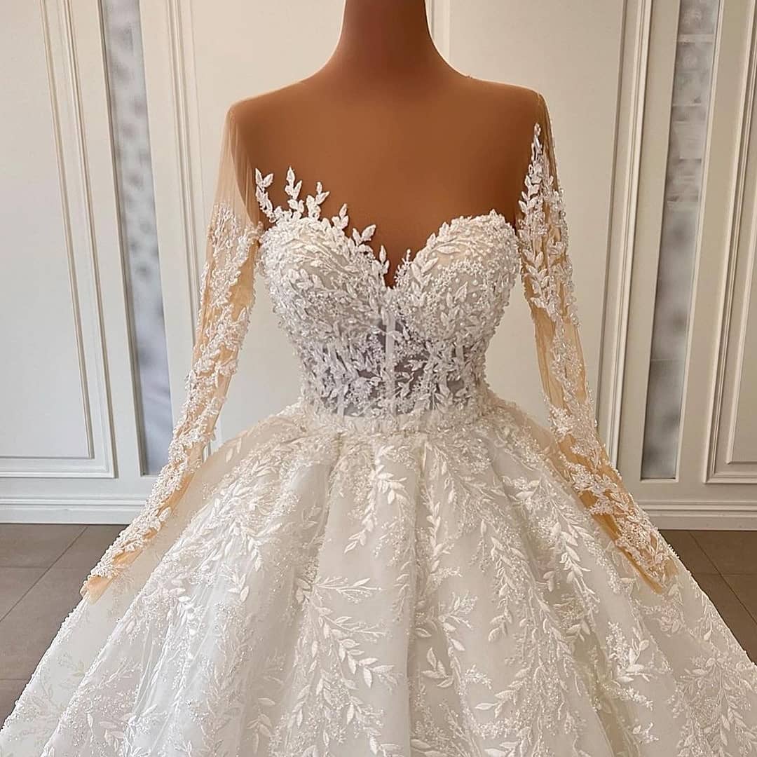 Gorgeous Long Ball Gown Sweetheart Floral Pattern Wedding Dresses with Sleeves