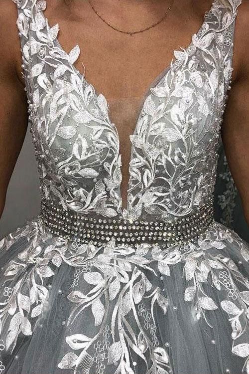 Long V-neck Spaghetti Straps Tulle Open Back Prom Dress