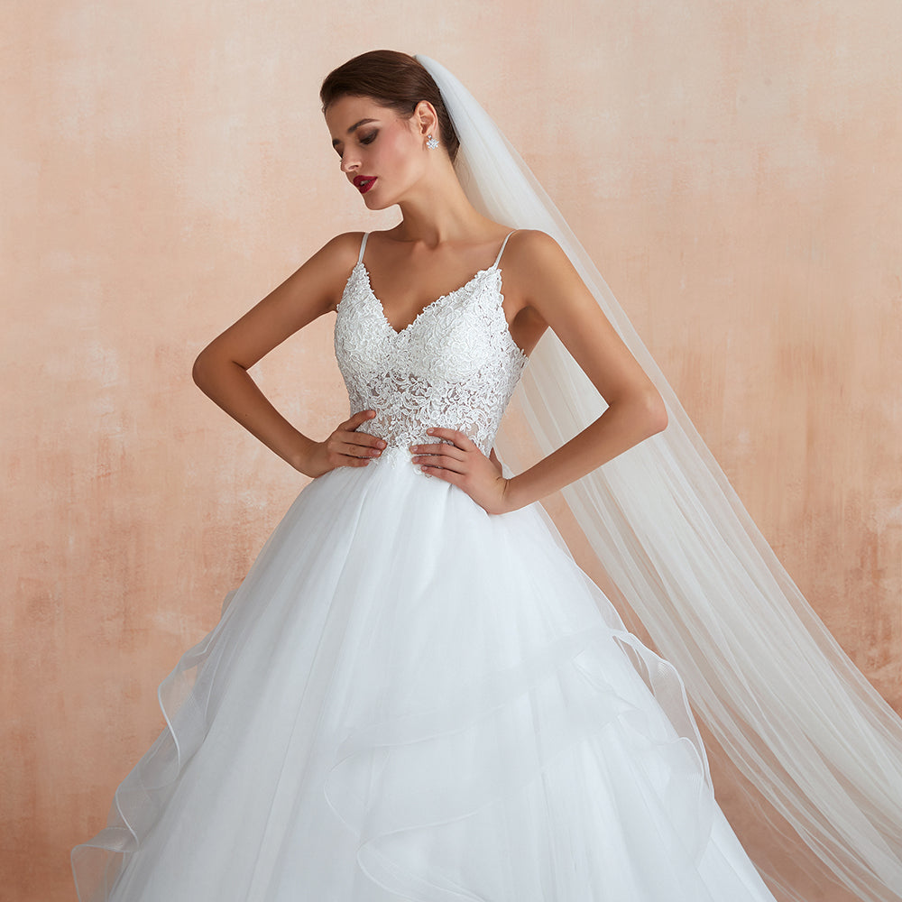 Long Sweetheart Appliques Lace Tulle A-line Wedding Dress