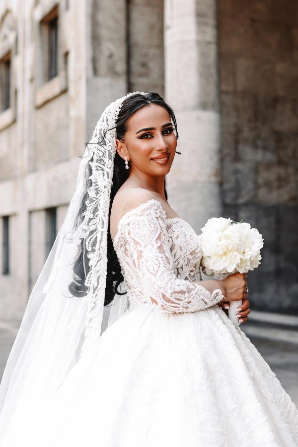 Ball Gown Off the Shoulder Sweetheart Satin Lace Long Wedding Dress with Sleeves