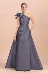 A-Line One-Shoulder Satin Long Mother Of The Bride Dresses With Bow(s)/Pockets