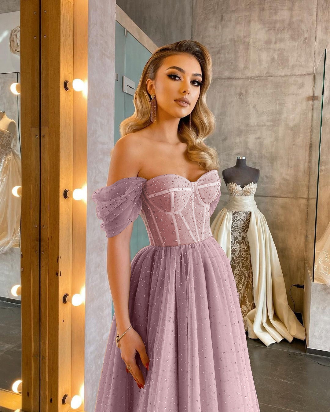 Chic Short A-line Off the Shoulder Sparkly Tulle Party Dress