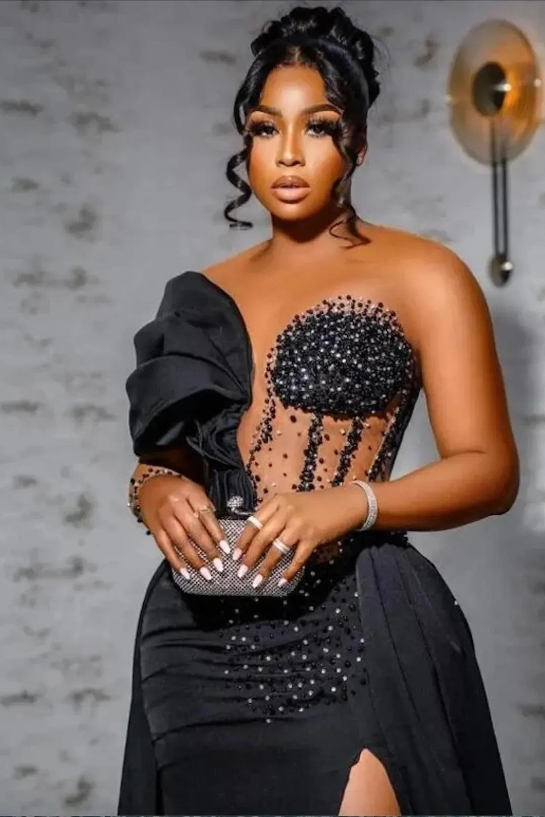 Elegant Black Mermaid Formal Dress with Drape and Beaded