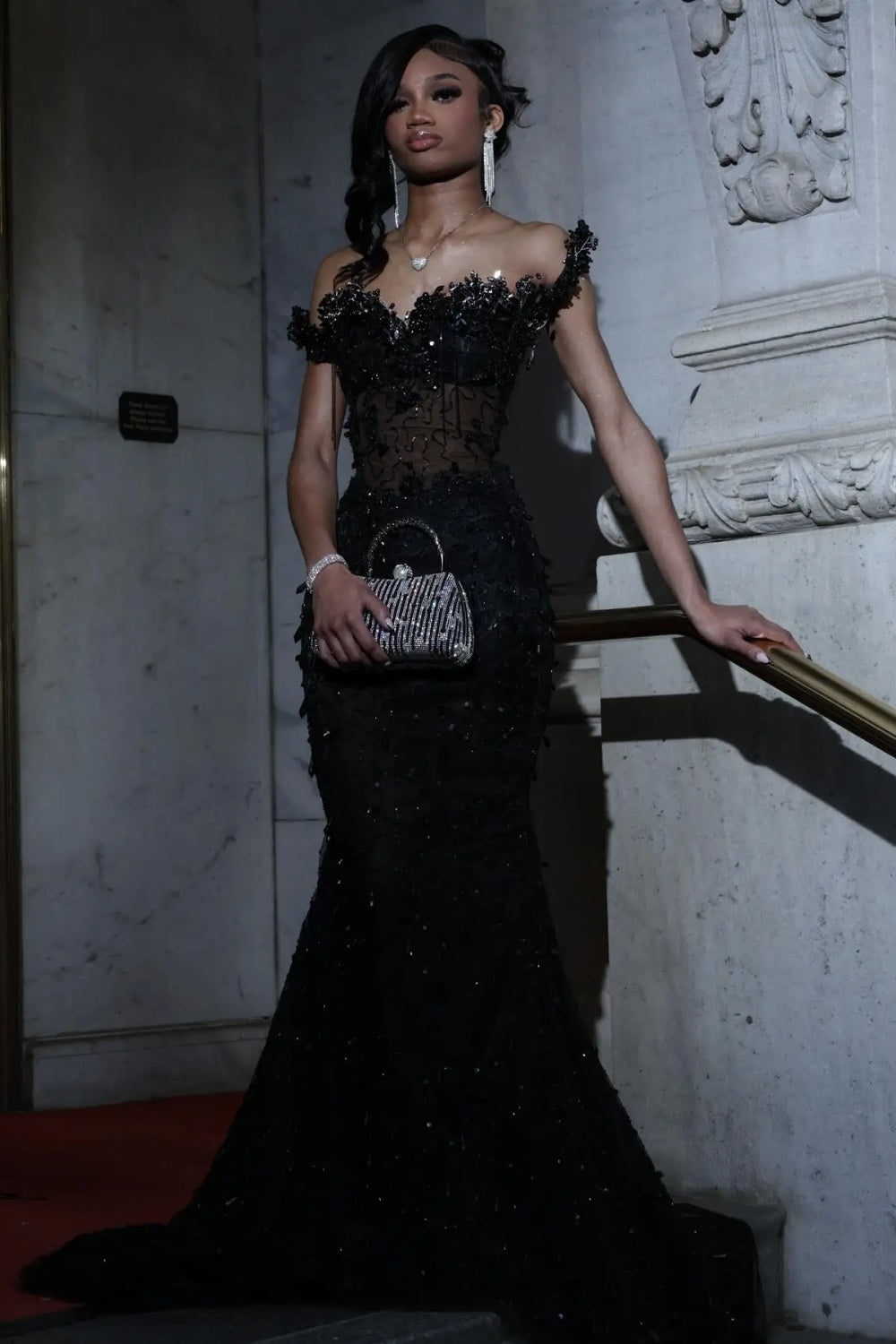 Elegant Black Sequined Mermaid Prom Dress with 3D Lace Applique