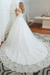 Elegant Long A-line Off the Shoulder Tulle Appliques Lace Wedding Dresses