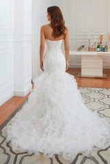 Elegant Long Sweetheart Mermaid Tulle Wedding Dress