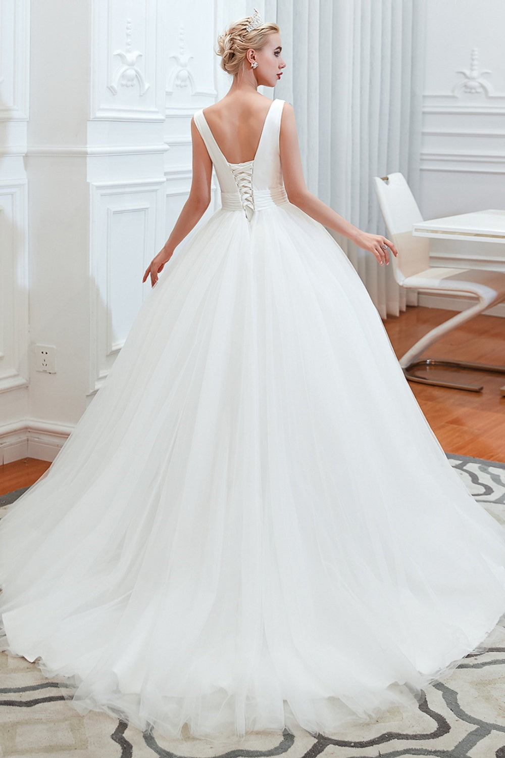 Elegant Long V-neck Lace-up Ruffle Tulle A-line Wedding Dress