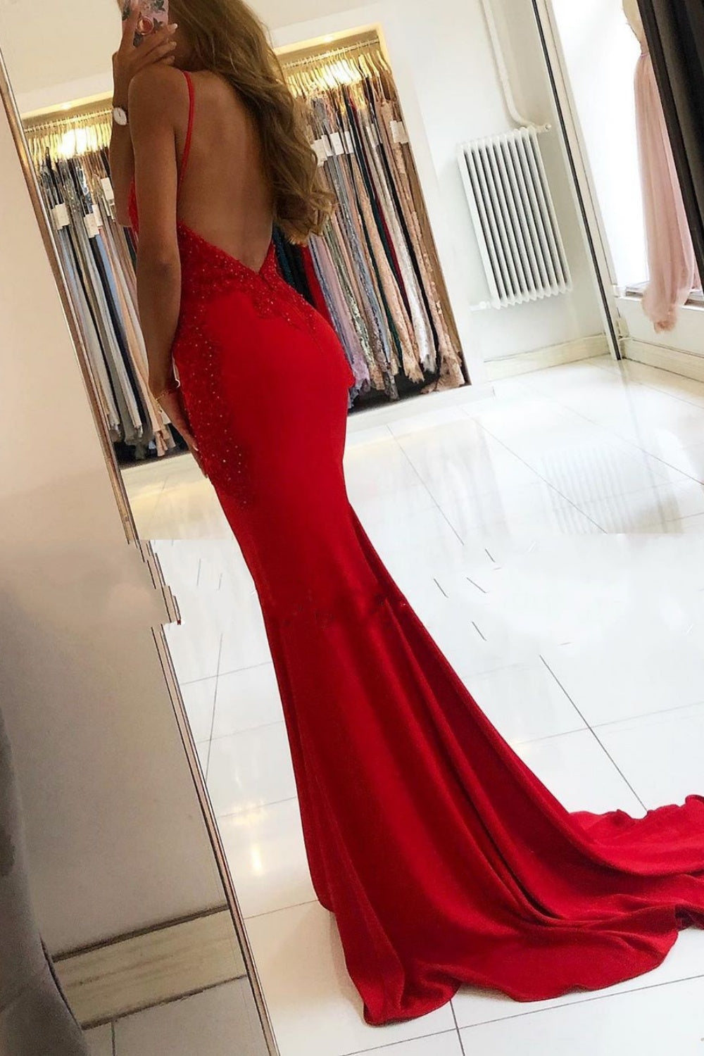 Elegant Red Long V-neck Spaghetti Straps Mermaid Prom Dresses