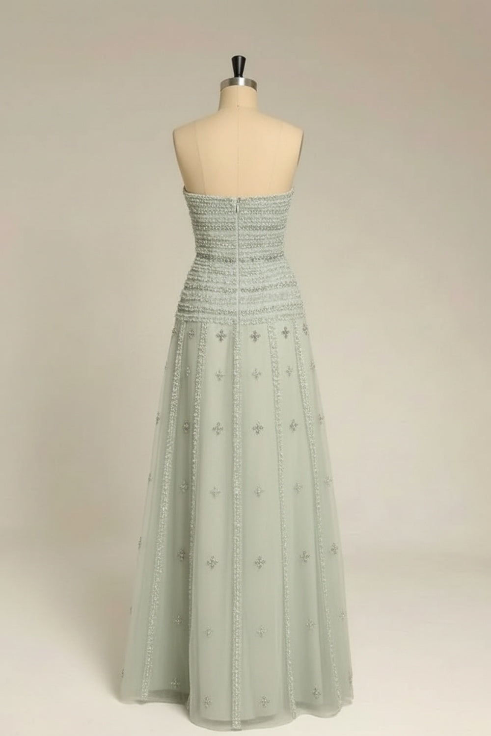 Elegant Strapless Sleeveless A-line Prom Dress with Appliques