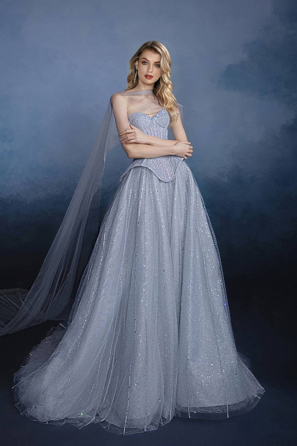 Elegant Sweetheart Strapless A-line Tulle Evening Dress with Rhinestones