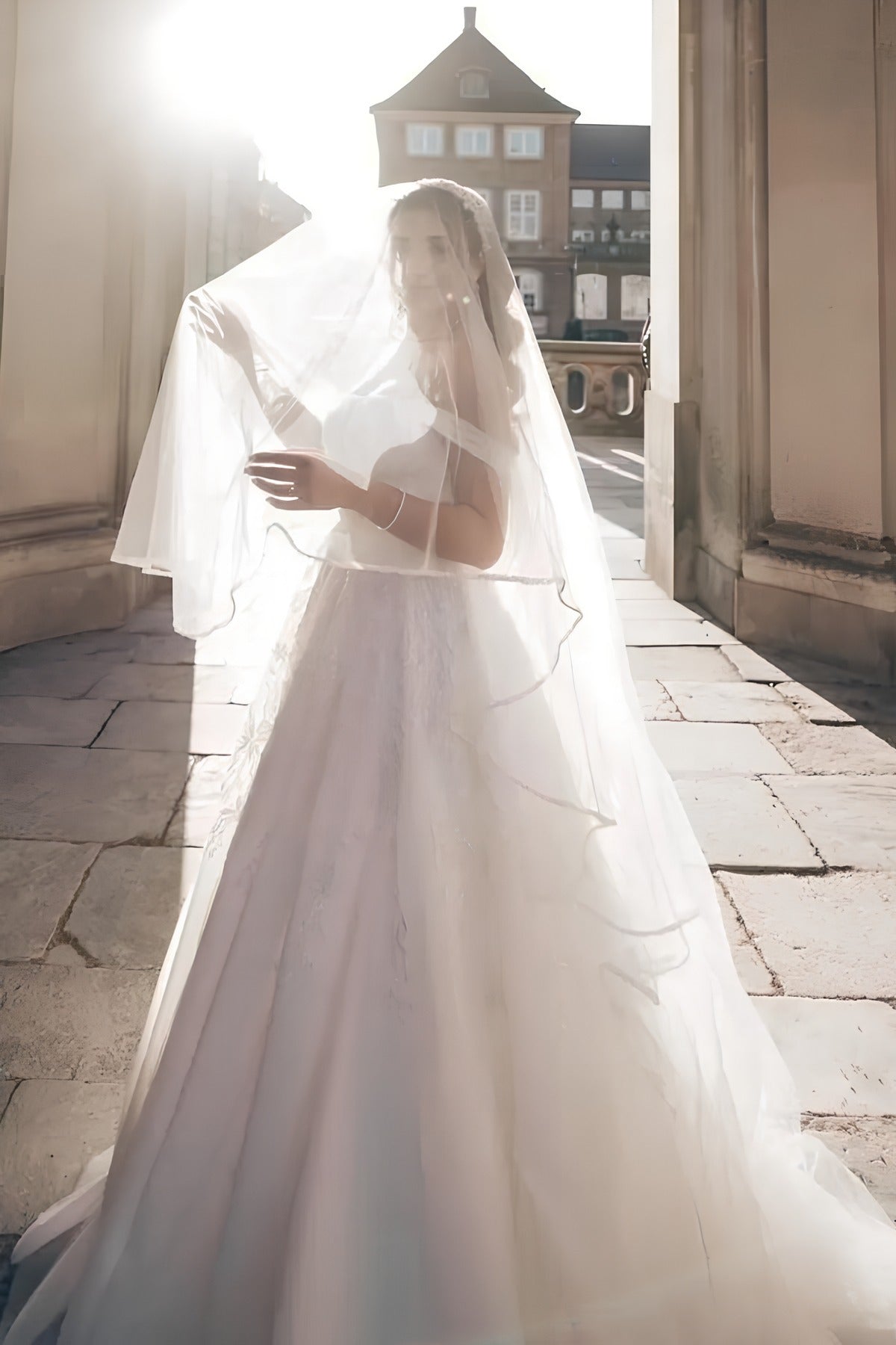 Gorgeous Long A-line Off the Shoulder Tulle Lace Wedding Dresses