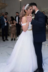 Gorgeous Long A-line Off the Shoulder Tulle Lace Wedding Dresses