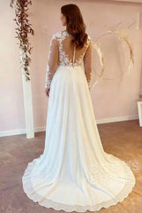 Gorgeous Plus Size A-line V-Neck Long Sleeves Lace Ruffles Wedding Dresses