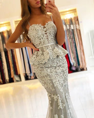 Long Mermaid Appliques Lace Sweetheart Tulle Prom Dresses