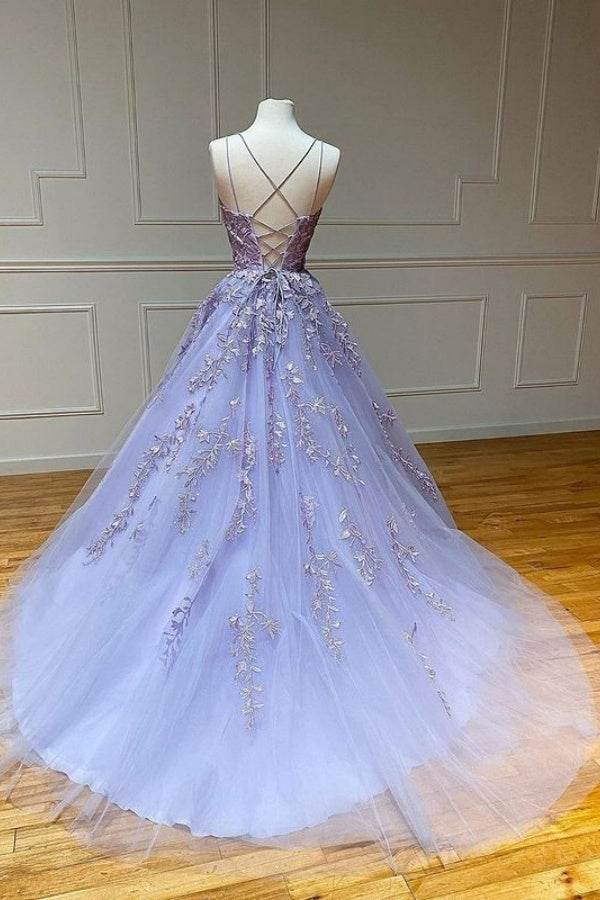 Long Spaghetti Straps Appliques Lace A-Line Tulle Floor Length Prom Dress