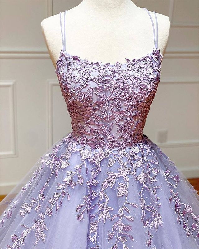 Long Spaghetti Straps Appliques Lace A-Line Tulle Floor Length Prom Dress