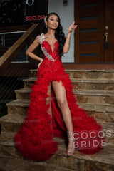 Luxurious Red Sequined Sleeveless Beaded Prom Dress with High Slit