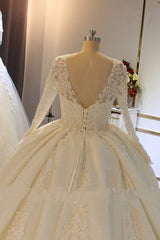 Shinny Long Sleeves Ball Gown Sweetheart Wedding Dresses with Beading
