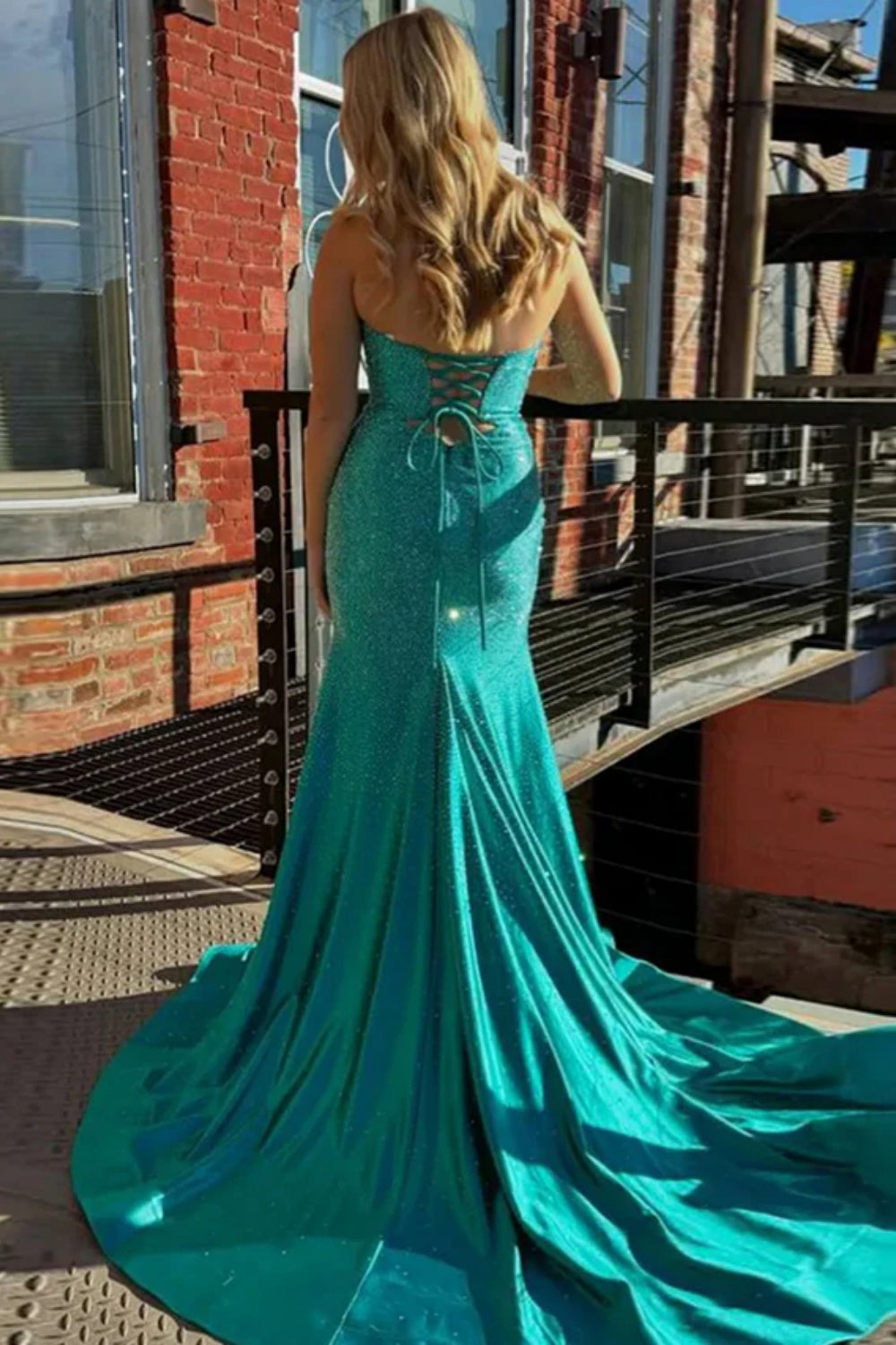 Cute Sweetheart Mermaid Sequined Prom Dress with Keyhole