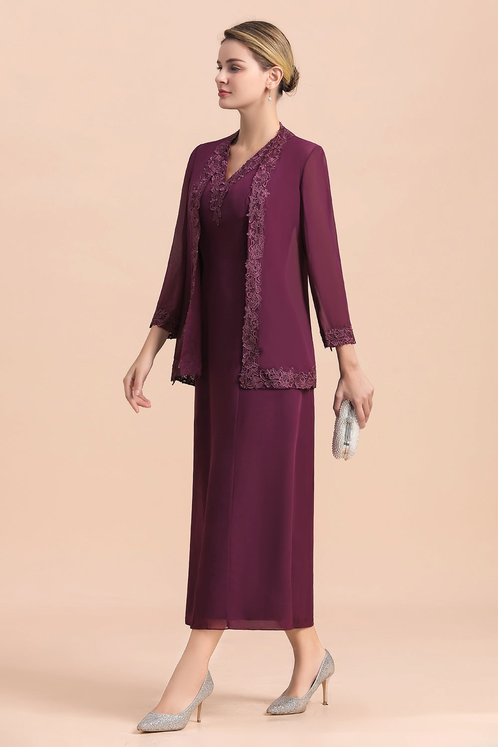 V-neck Elegant Sleeveless Lace Appliques Mother of Bride Dress With Wraps
