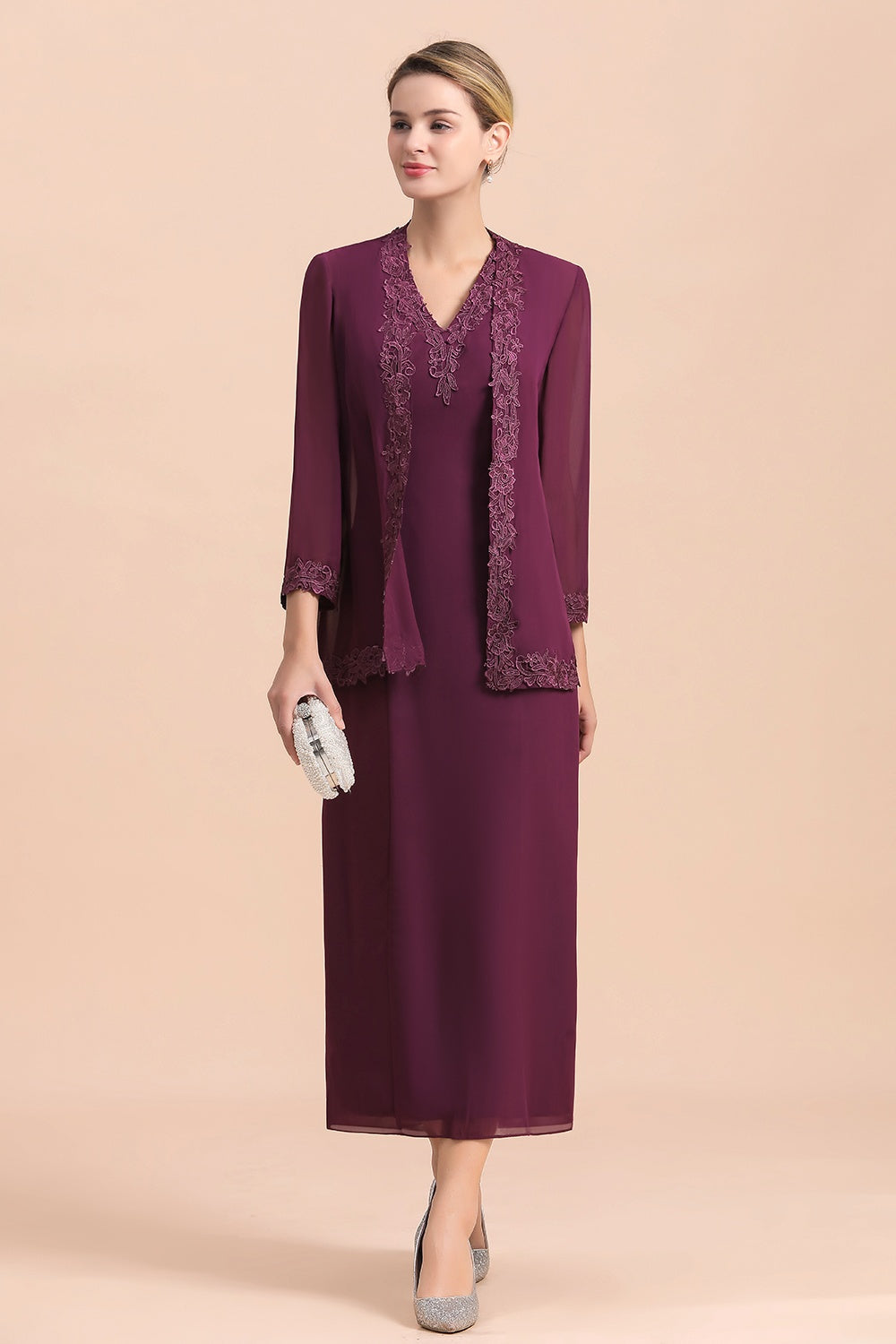 V-neck Elegant Sleeveless Lace Appliques Mother of Bride Dress With Wraps