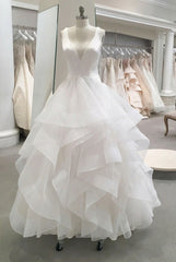 White Long A-line Tulle Ruffles V Neck Lace Up Wedding Dress