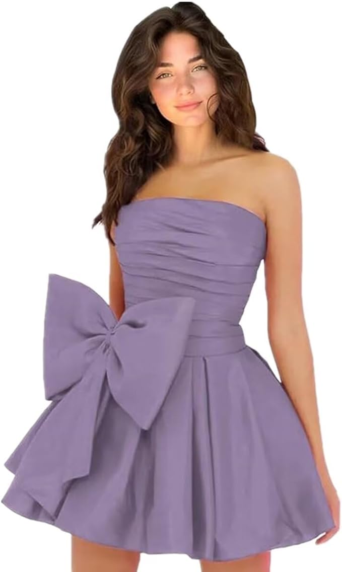 Chic Short A-line Sleeveless Strapless Ruched Lace Up Homecoming Dresses with Bow
