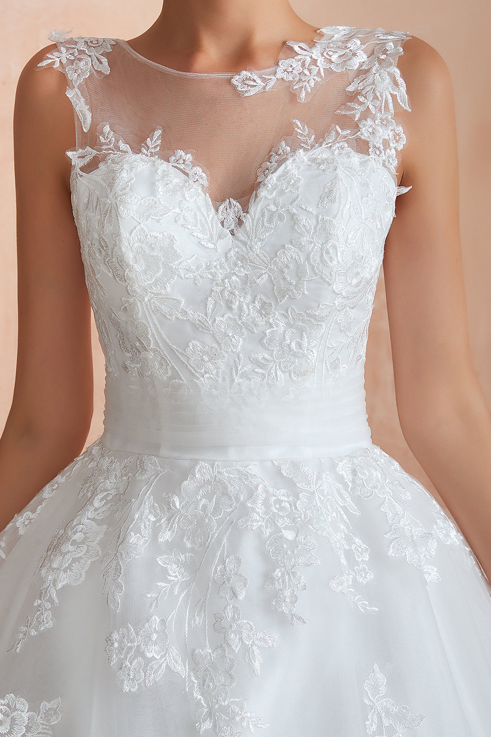 Long Ball Gown Appliques Lace Tulle Wedding Dress