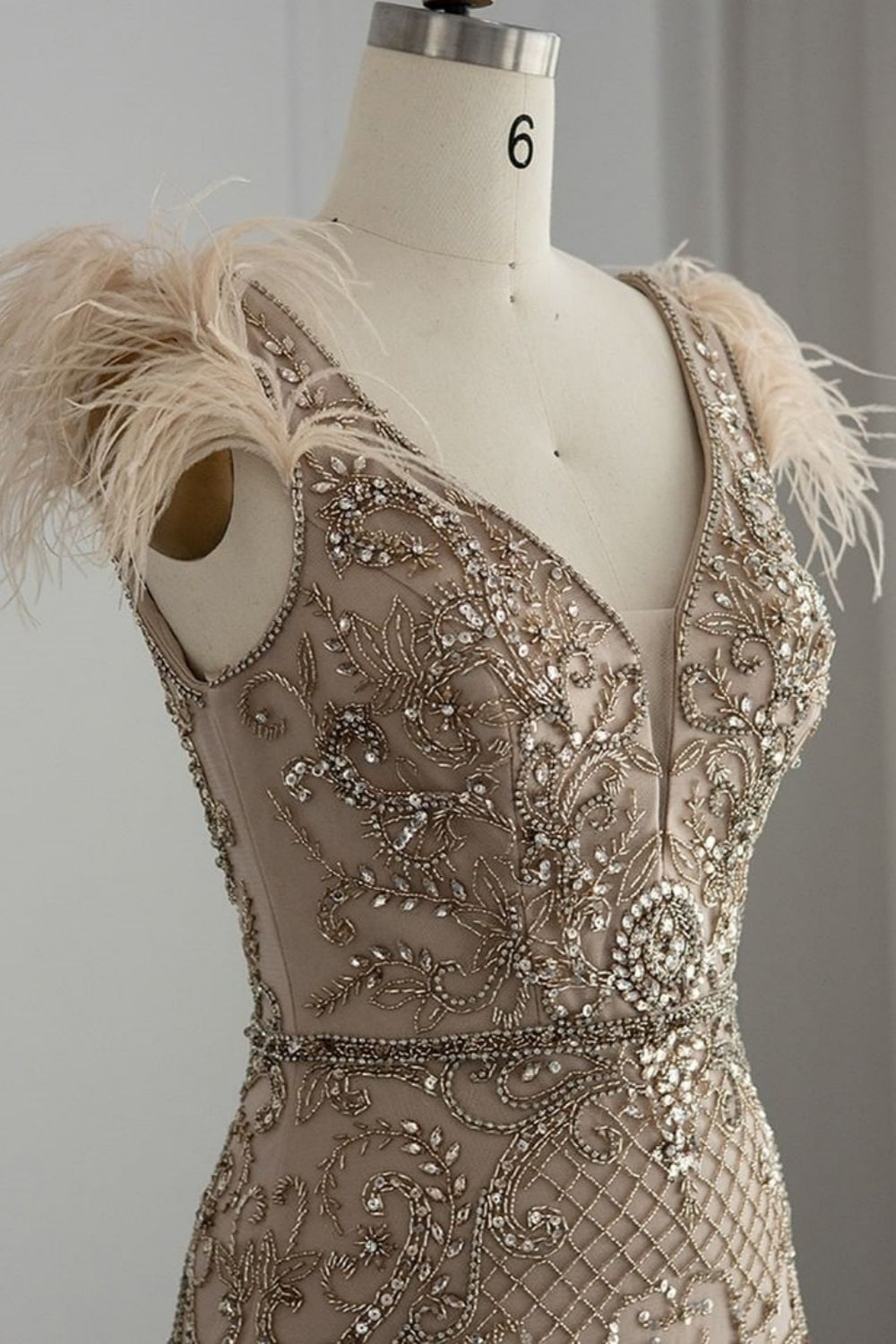 Gorgeous Long Mermaid V-Neck Beading Formal Prom Dresses with Feather