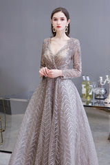 Long A-line V-neck Tulle Appliques Lace Formal Evening Dresses with Sleeves