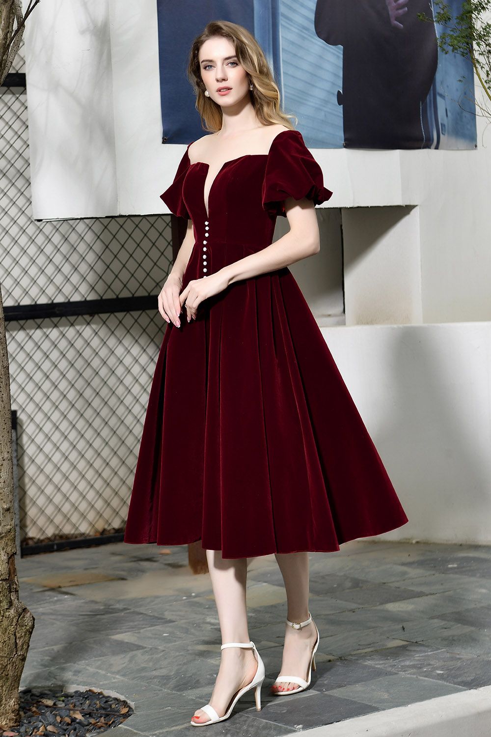 Burgundy Velvet A-line V-neck Short Formal Evening Dress with Bubble Sleeve