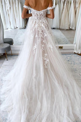 Gorgeous Long A-line Off the Shoulder Tulle Lace Wedding Dresses with Slit
