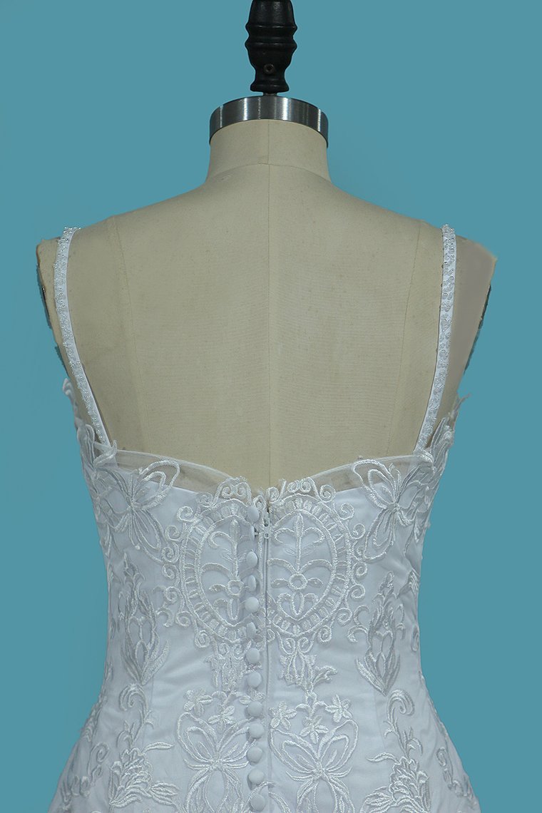 Long Spaghetti Straps Backless Floor Length Appliques Lace Tulle Mermaid Wedding Dress