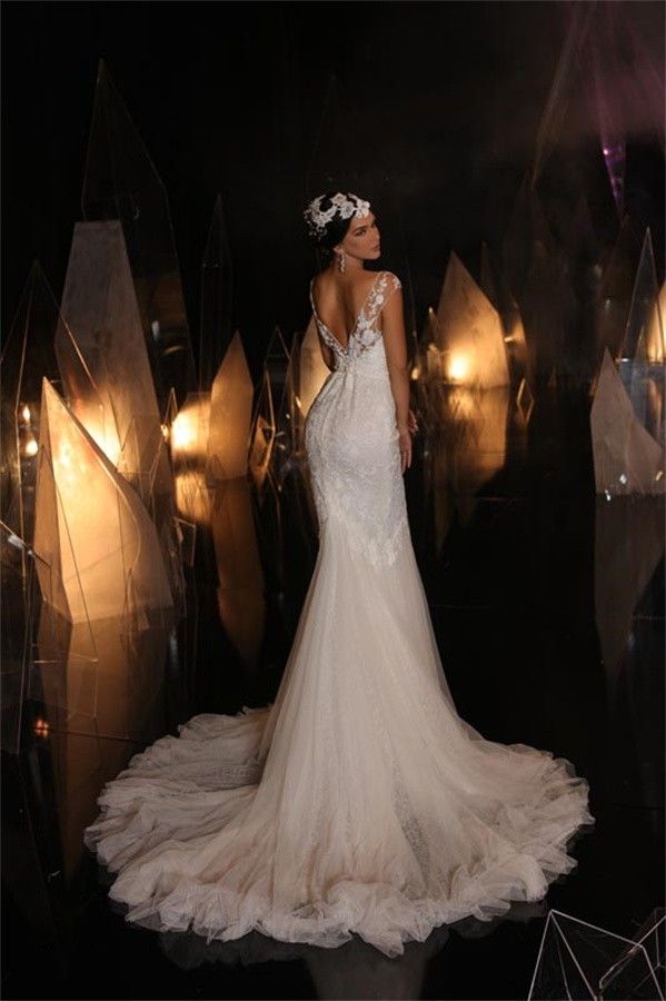 Charming Long Mermaid V-neck Sleeveless Tulle Lace Wedding Dress