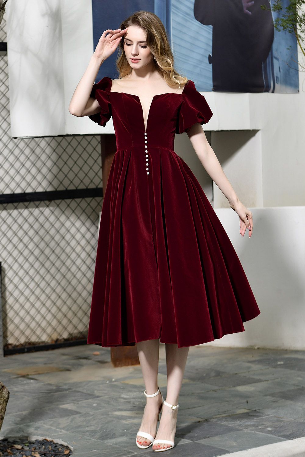 Burgundy Velvet A-line V-neck Short Formal Evening Dress with Bubble Sleeve
