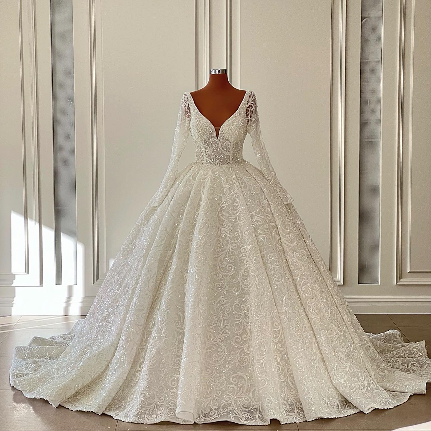 Charming V-neck Long Sleeves Ball Gown Floor Length Chapel Lace Wedding Dress