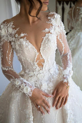 Gorgeous Long Ball Gown Sweetheart Tulle Lace Open Back Wedding Dress with Sleeves