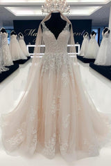 Elegant A-line V-neck Tulle Lace Backless Long Wedding Dresses