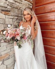 Sexy Long Spaghetti Straps V-neck Appliques Lace Floor Length Mermaid Wedding Dress