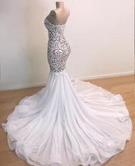 Long Spaghetti Straps Appliques Lace Mermaid Prom Dress