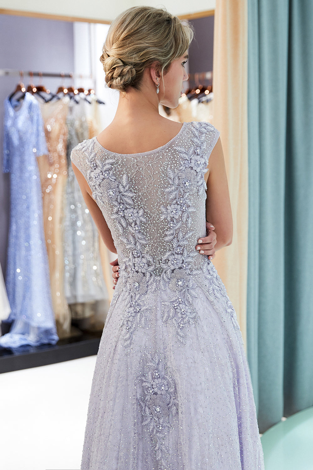 Long Jewel Tulle A-line Sleeveless Lace Floor Length Formal Evening Dresses