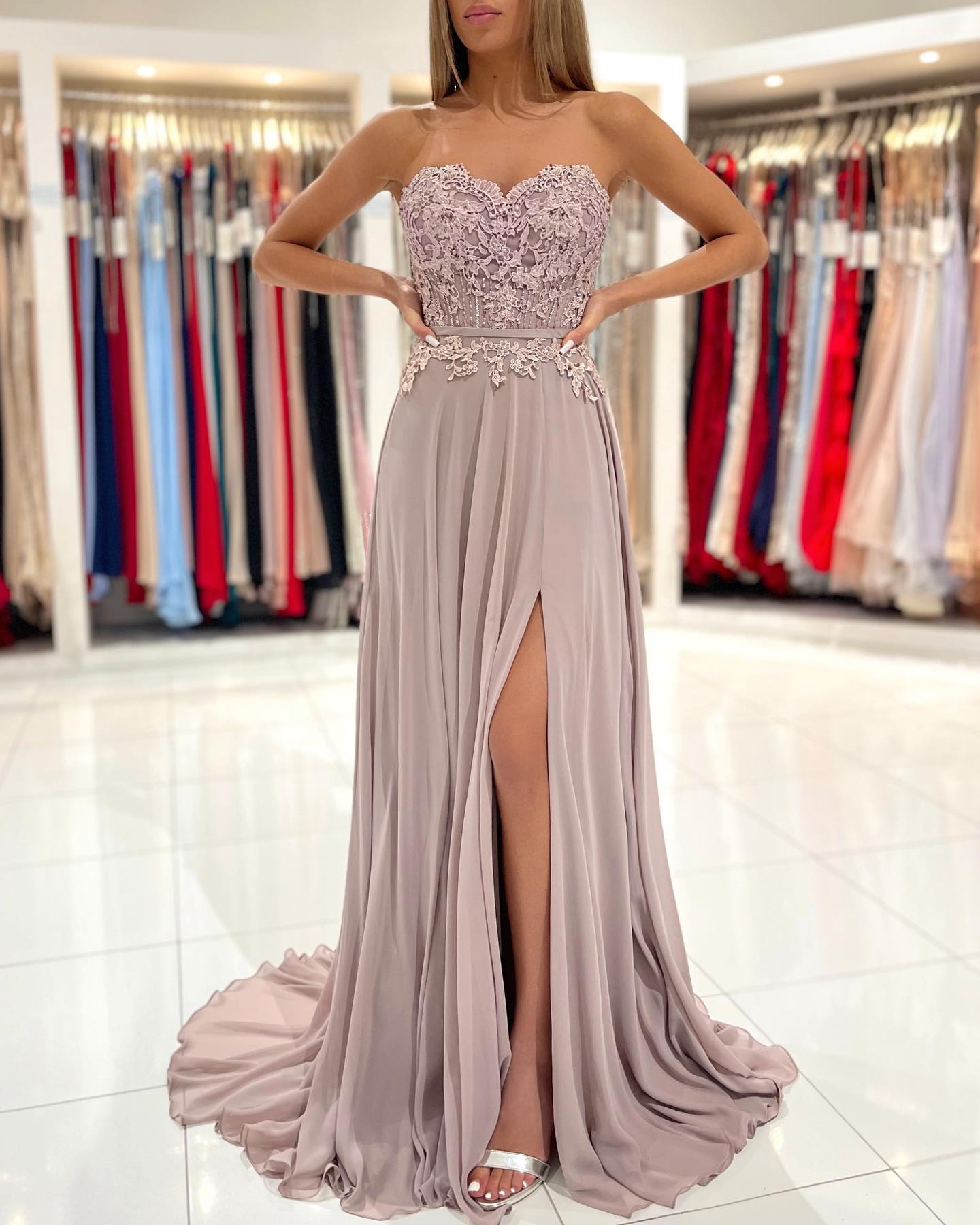 Long A-Line Sweetheart Appliques Lace Chiffon Prom Dress With Side Slit