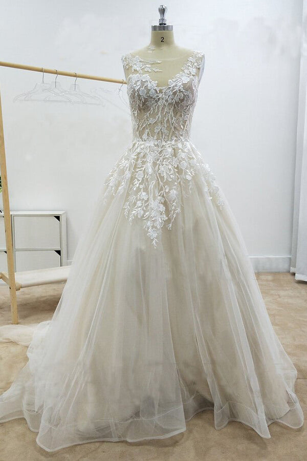 Elegant Long A-line Sweetheart Appliques Tulle Chapel Train Wedding Dresses