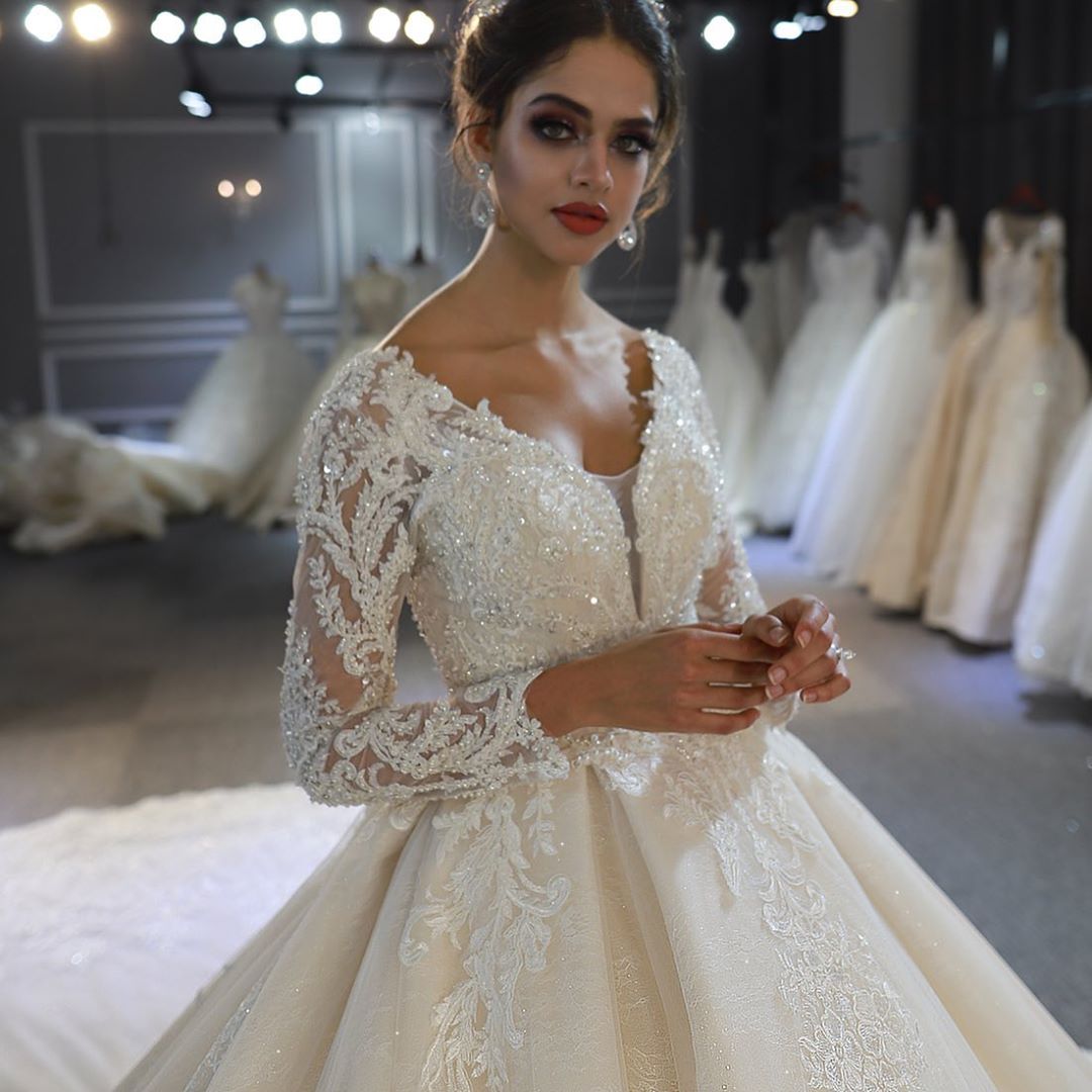 Classy Ball Gown Sweetheart Backless Long Sleeve Appliques Lace Sequins Wedding Dress