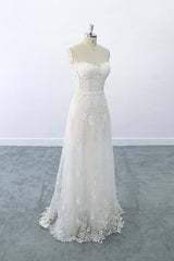 Long Sweetheart Appliques Lace Strapless Tulle Mermaid Wedding Dress