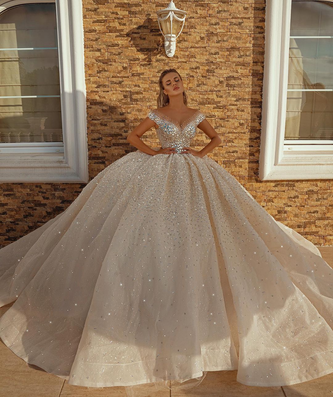 Long Ball Gown Off the Shoulder Sequins Wedding Dresses