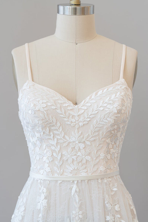 Chic Long A-line Spaghetti Strap Appliques Tulle Wedding Dress